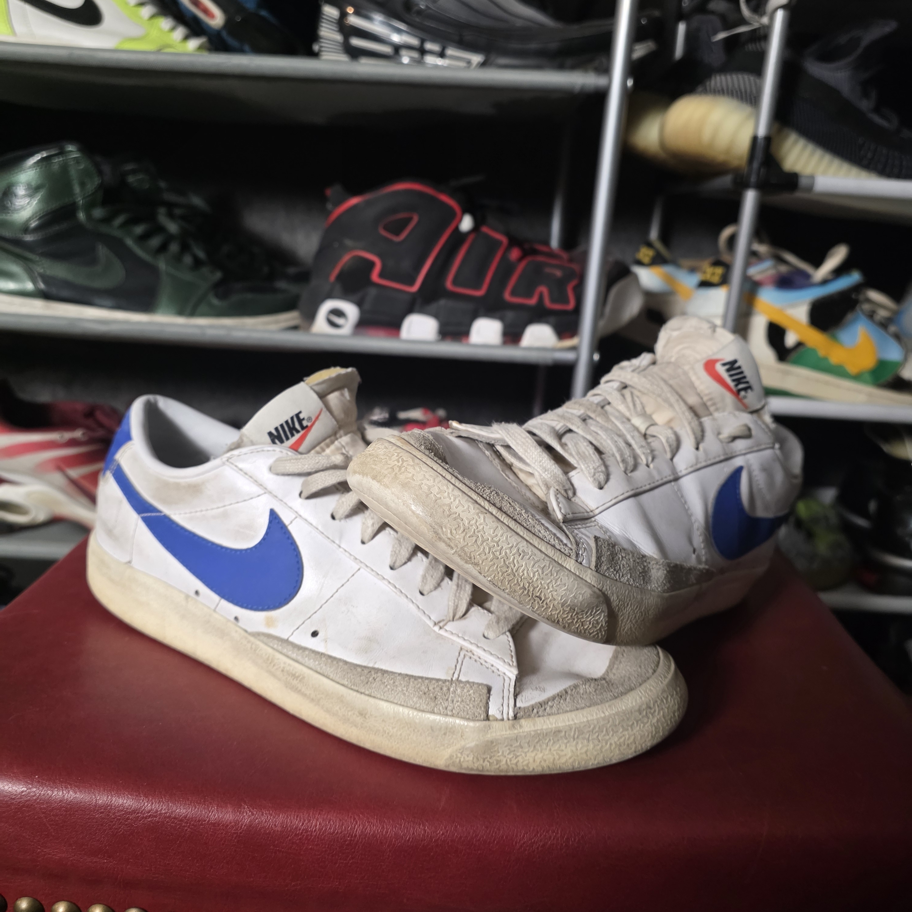 Nike Blazer Low Men's Size 10 White And Blue Sneakers